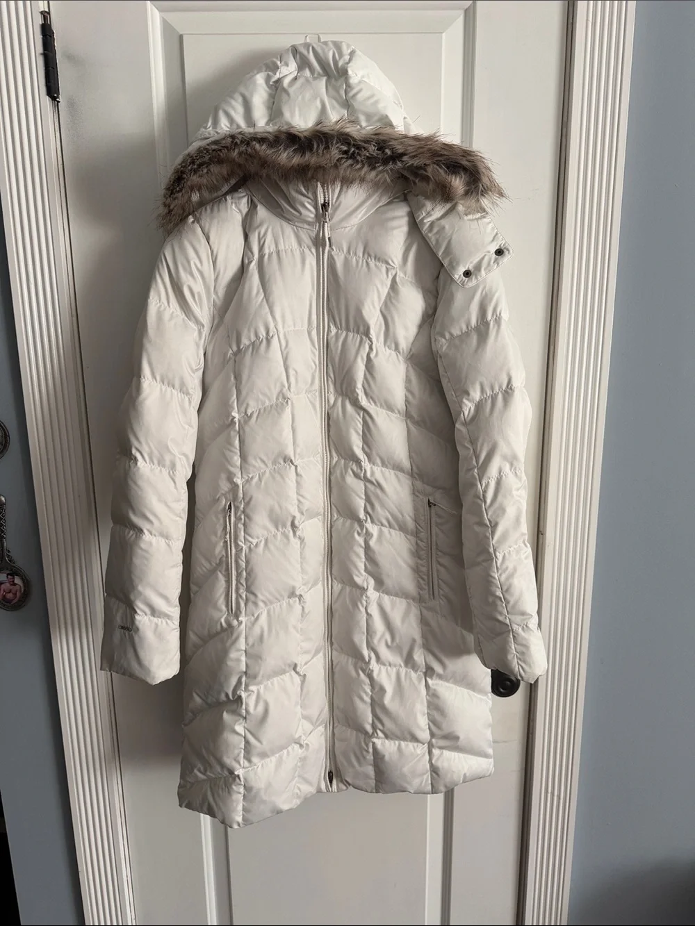 Eddie Bauer Ivory Hooded Faux-Fur Trim Puffer Coat